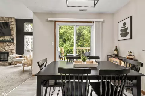 Dining - 9532 Behner Ln, Indianapolis, IN 46250 photo 4 of 5