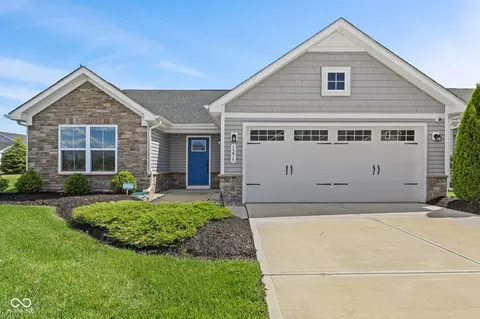 1275 Gunnison Dr, Greenfield, IN 46140