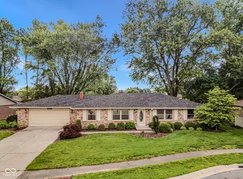 4515 W Mission Ct, Columbus, IN 47203