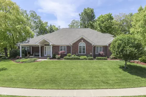 7718 Ashtree Dr, Indianapolis, IN 46259