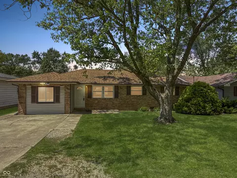 3413 N Milton St, Muncie, IN 47304