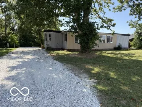 707 Hawkes St, Rockville, IN 47872