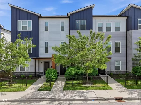 2945 Bolton Square Blvd, Indianapolis, IN 46222
