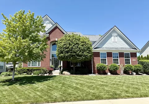 15320 Ackerley Dr, Fortville, IN 46040