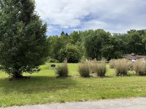 1467 W 58th St, Indianapolis, IN 46228