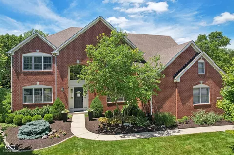 5762 Meadowlark Pl, Carmel, IN 46033