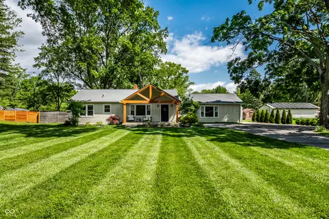2460 E 99th St, Indianapolis, IN 46280