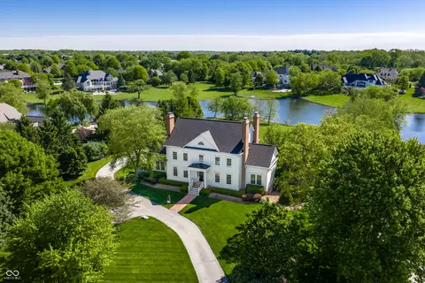 25 Monahan Rd, Zionsville, IN 46077