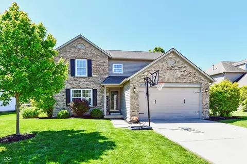 12663 Brookdale Dr, Fishers, IN 46037