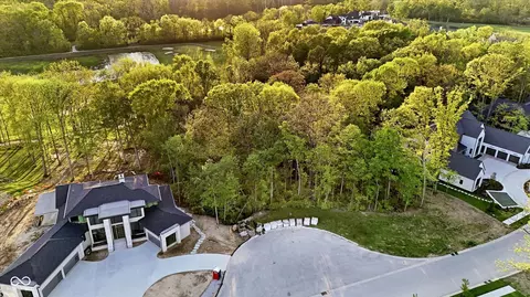 4330 Elmscott Rdg, Zionsville, IN 46077