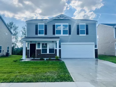 2321 N Liberty Lakes Dr, Greensburg, IN 47240