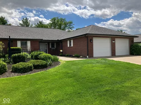 6065 S Stratton Ct, Columbus, IN 47203
