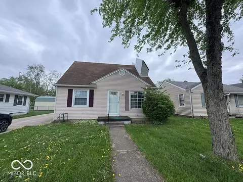 2704 S Macedonia Ave, Muncie, IN 47302