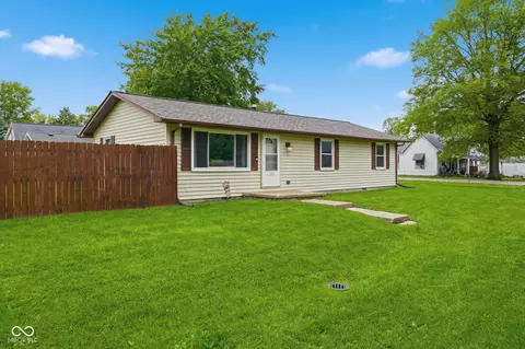 120 N High St, Linden, IN 47955