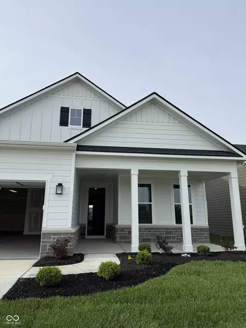 13335 Stowe Cir, Noblesville, IN 46060