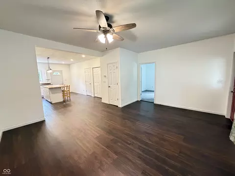 Living - 1102 3rd St, Covington, IN 47932 photo 1 of 2