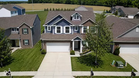 5872 Wintersweet Ln, Whitestown, IN 46075