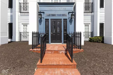 12926 University Cres #2C, Carmel, IN 46032