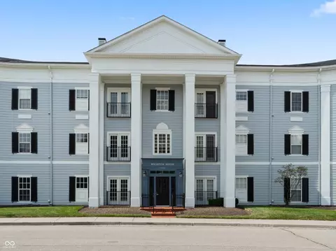 12926 University Cres #2C, Carmel, IN 46032