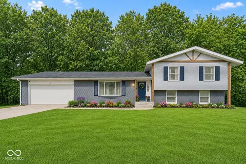 100 Foxwood Ct, Lafayette, IN 47905