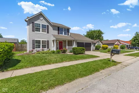 6420 Meadowfield Dr, Indianapolis, IN 46235