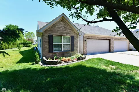 10726 Oriole Ct, Indianapolis, IN 46231