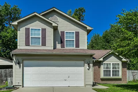 8632 N Burbrink Dr, Columbus, IN 47201