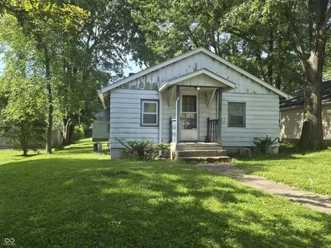 1285 Chestnut St, Noblesville, IN 46060