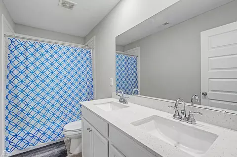 Bath - 9297 Kellner St, Pendleton, IN 46064 photo 3 of 4