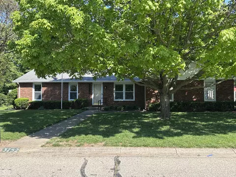 3752 Ironwood Dr, Columbus, IN 47203