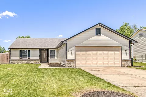 11904 Holz Dr, Indianapolis, IN 46229