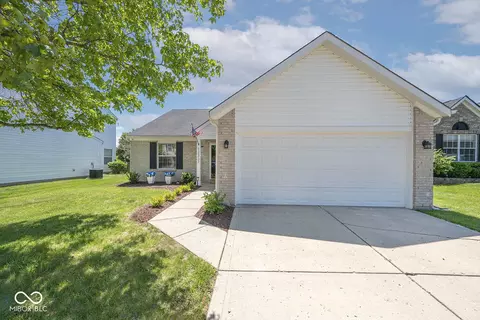 12337 River Valley Dr, Fishers, IN 46037