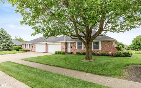 811 S School St, Brownsburg, IN 46112