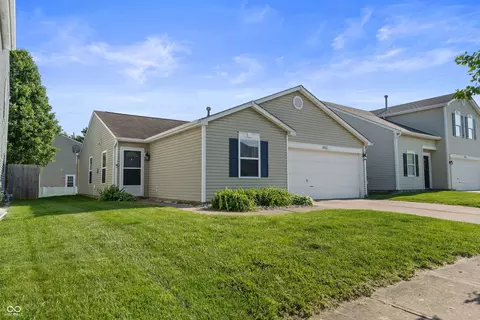 11913 Pronghorn Cir, Noblesville, IN 46060