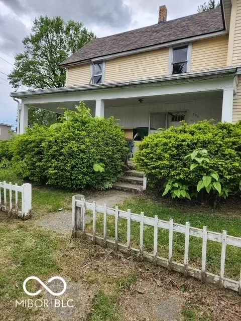 306 N Fulton St, Parker City, IN 47368