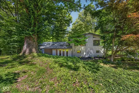 779 Forest Dr, Bloomfield, IN 47424