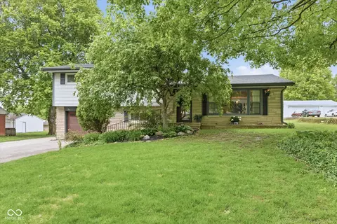 2416 Tulip Dr S, Indianapolis, IN 46227