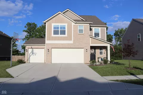 7625 Hillway Dr, Camby, IN 46113