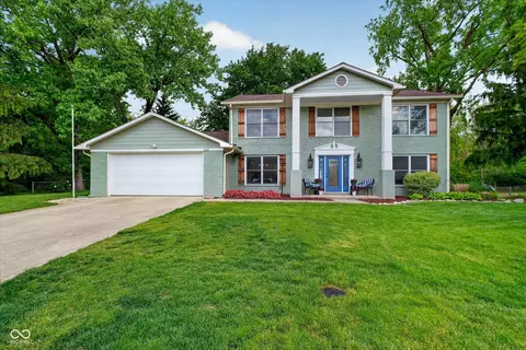 9838 Barth Dr, Zionsville, IN 46077