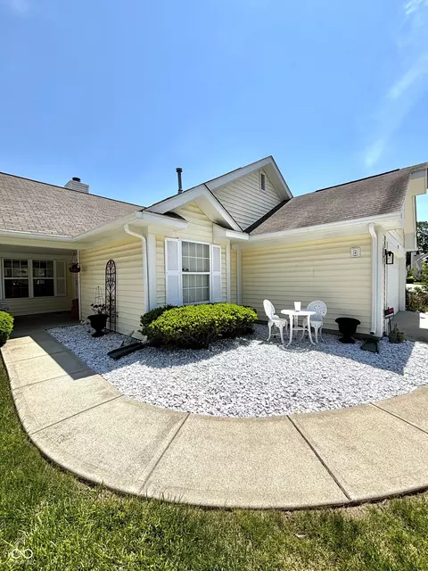 7335 Brackenwood Cir S, Indianapolis, IN 46260