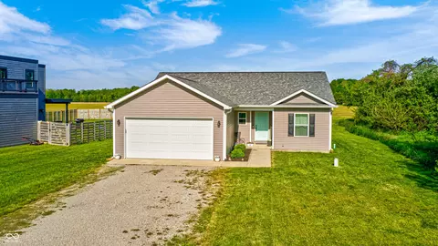 85 Patriots Lndg, Fillmore, IN 46128