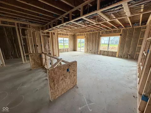 Entry Way - 1549 Pebble Beach Dr, Pendleton, IN 46064 photo 2 of 3
