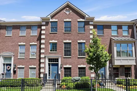 358 E Ohio St, Indianapolis, IN 46204