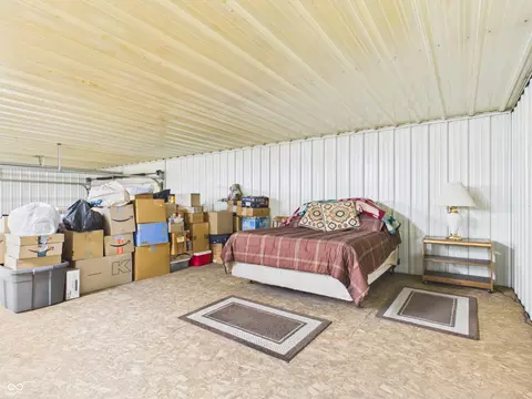 Bedroom - 8052 E Ash Rd, Bloomfield, IN 47424 photo 1 of 5