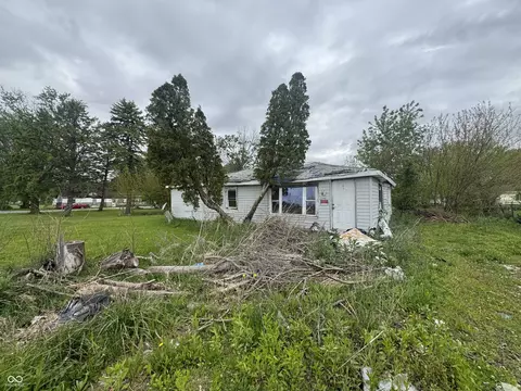 2390 W 16th St, Marion, IN 46953