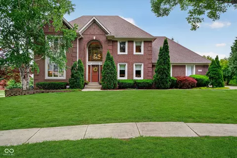 3701 Eagle Crest Ct, Greenwood, IN 46143