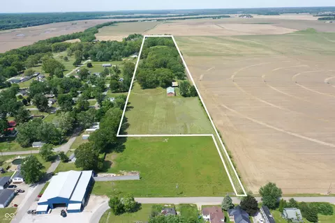 1550 N East St, Montezuma, IN 47862