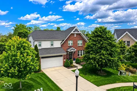 3334 Glenwillow Ct, Bargersville, IN 46106