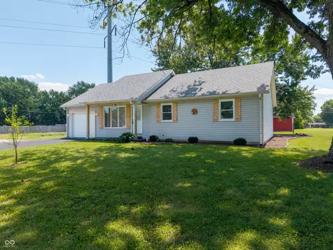 Exterior - 7237 E Buddy Ln, Camby, IN 46113 photo 2 of 7