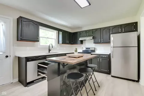 Kitchen - 7237 E Buddy Ln, Camby, IN 46113 photo 2 of 3